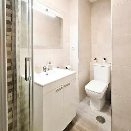 Golden Aguila 215 Apartment Malaga